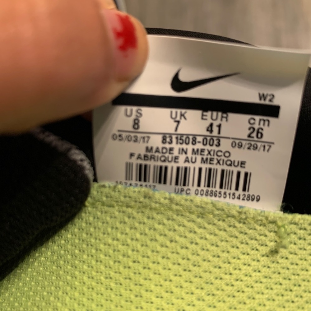 Shoes - Picture 3 of 5